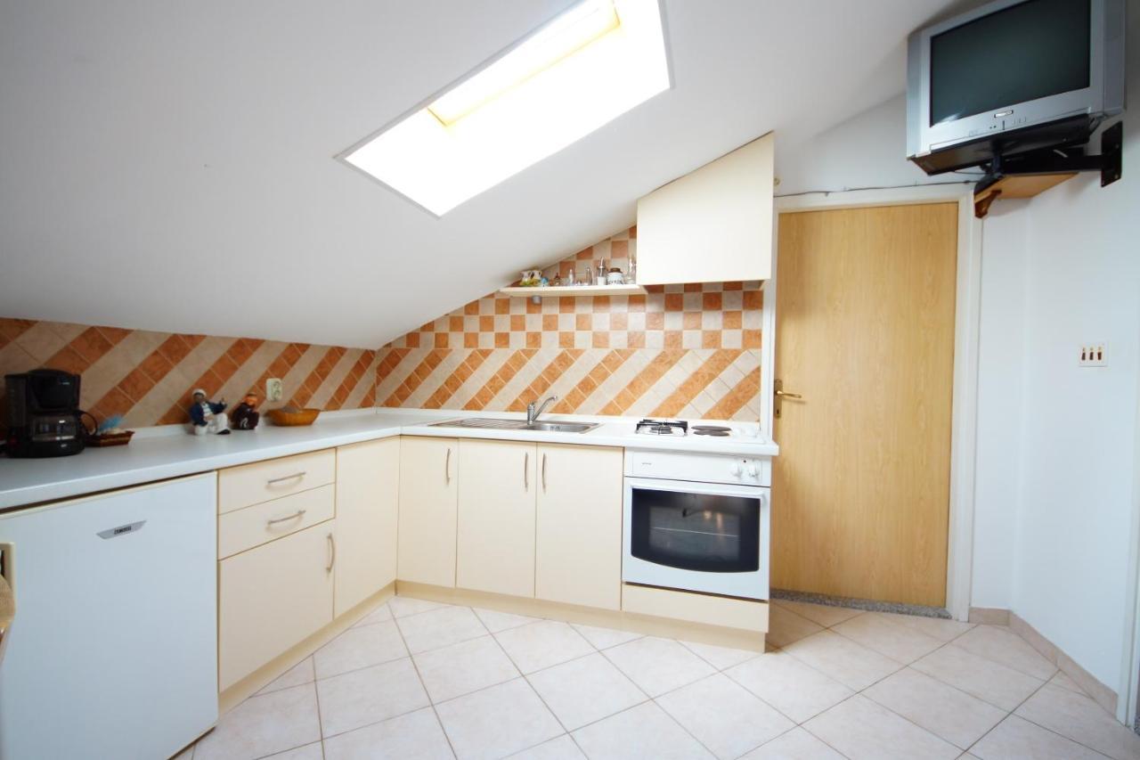 Apartmani Branka Ртина Екстериор снимка