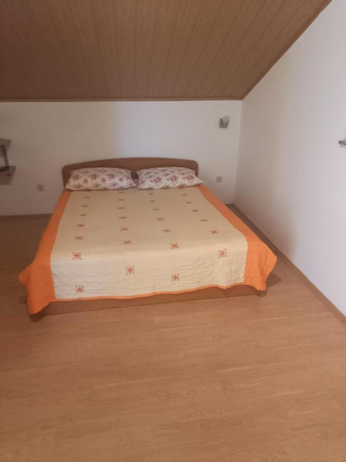 Apartmani Branka Ртина Екстериор снимка