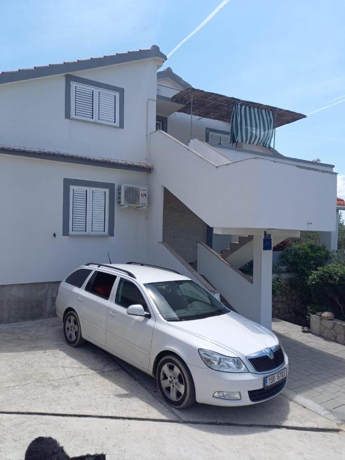 Apartmani Branka Ртина Екстериор снимка