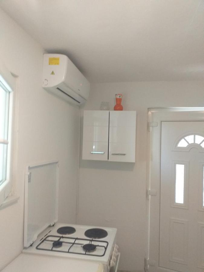 Apartmani Branka Ртина Екстериор снимка