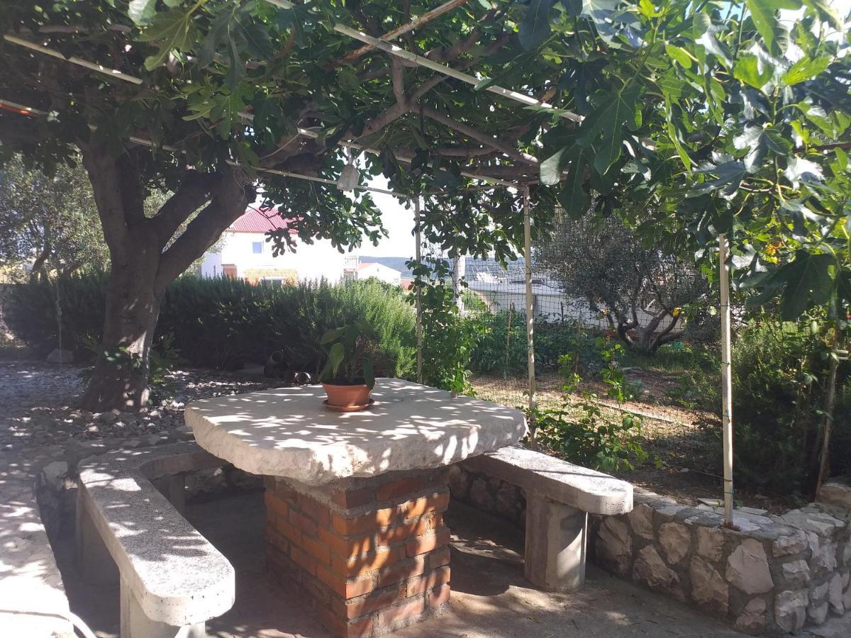 Apartmani Branka Ртина Екстериор снимка